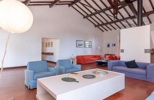 Follonica House | Spacious and beautiful vacation home with beautiful property in the Tuscan countryside.