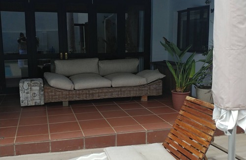 Greater Johannesburg Metropolitan Area Apartment | Spacious and Bright guest suite situated in a vibey central residential area