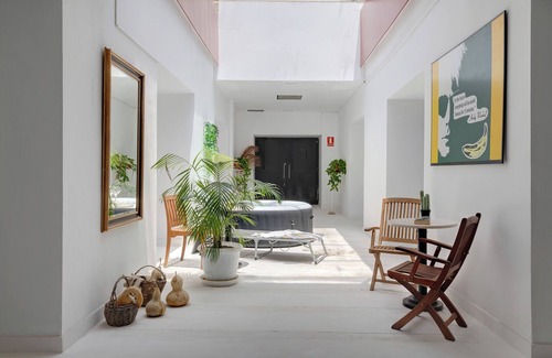 Arrecife House | Spacious and bright house - rustic in the city center, ideal for groups