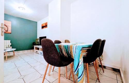 Pyramides Apartment | Spacious and comfortable apart with terrace in downtown