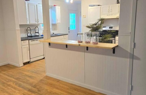 Victory House | Spacious and Centrally located home