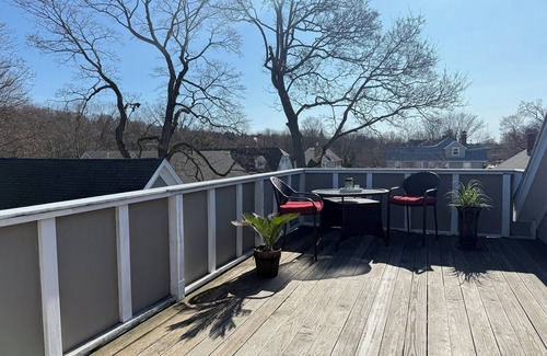 Newton Condo | Spacious and Charming 2BR condo with deck central AC/Prime location in Newton