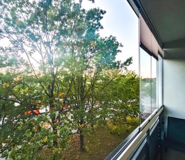 Myyrmaki Apartment | Spacious and Comfy Apartment, 15 Mins from Airport, 17 Minutes to City Center