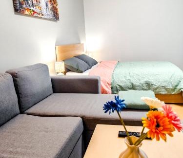 Myyrmaki Apartment | Spacious and Comfy Apartment, 15 Mins from Airport, 17 Minutes to City Center