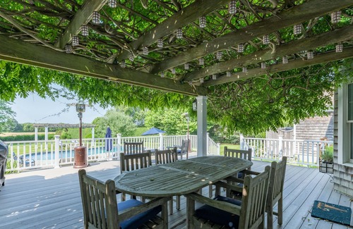 Water Mill House | Spacious and Conveniently Located Home in Southampton/Water Mill