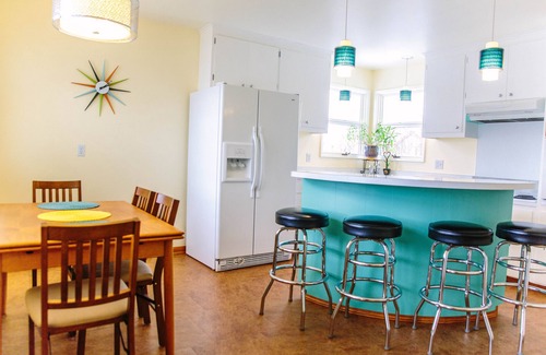 Spenard House | Spacious and conveniently located duplex