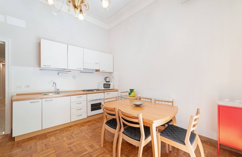 Repubblica Apartment | Spacious and Elegant 2Bed flat with private terrace in Monti