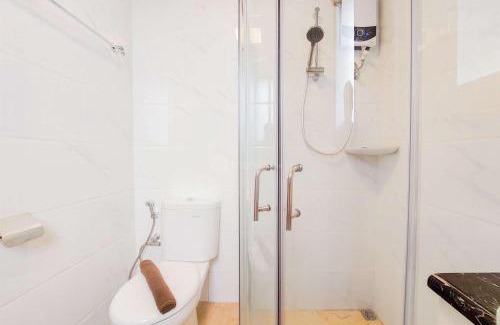 Bumi Serpong Damai Apartment | Spacious and Homey 3BR at Sky House BSD Apartment By Travelio