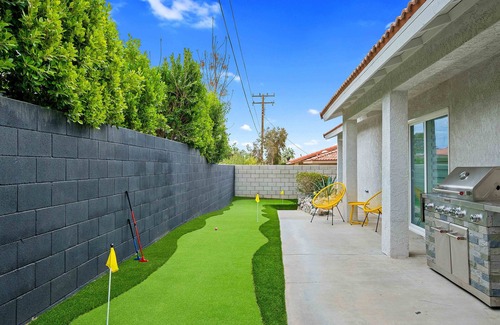 Little Tuscany House | Spacious and luxurious villa in Palm Springs, 5BR/5BA, 5 minutes from downtown!