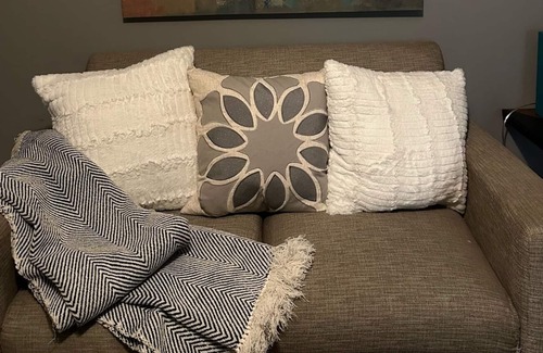 Columbia Apartment | Spacious and modern Condo in Columbia, MD with balcony and convenient location