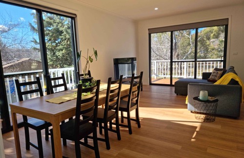 Theodore House | Spacious and modern four bedroom home