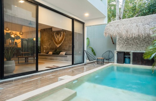 Tulum Villa | Spacious and Private 3 Bedroom Jungle Villa close to cenotes