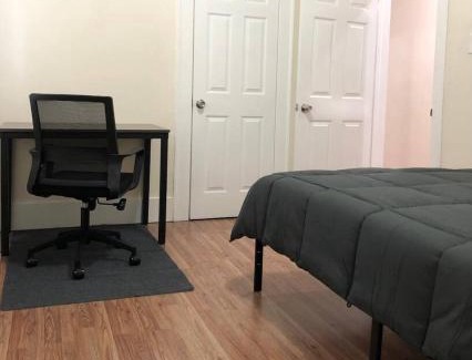 Weequahic Apartment | Spacious and private apartment with 3 bedrooms and 1 bathroom near Newark International Airport EWR and New York City