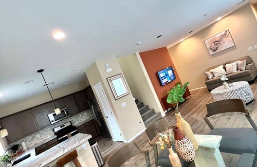 North Las Vegas House | Spacious and Stylish home. Close to medical/corporate centers, freeway, & strip!