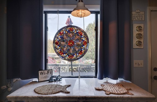 Lake Ariel Ski Chalet | Spacious and Tranquil Lazy Lake Lodge Escape