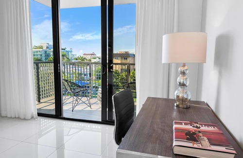Bay Harbor Islands Apartment | Spacious and Comfortable Skyline 1BD Apt | Balcony, Kitchen and Daily Housekeeping