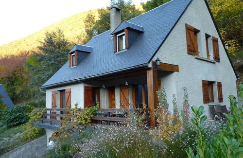 Guchan House | Spacious and warm mountain house