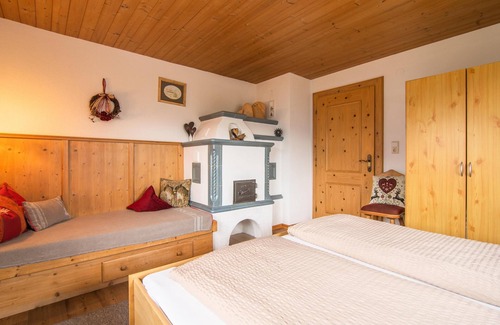 Hippach-Schwendberg Apartment | Spacious apartment close to the ski area