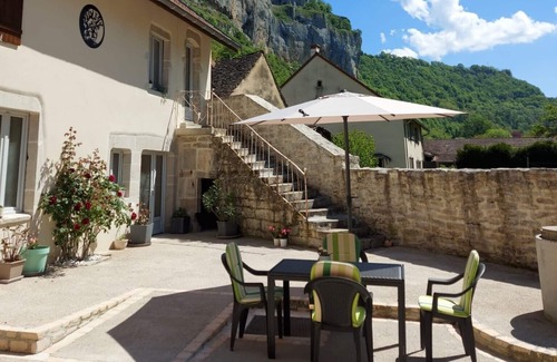 Baume-les-Messieurs Apartment | Spacious apartment at Domaine du Lynx in Baume-les-Messieurs