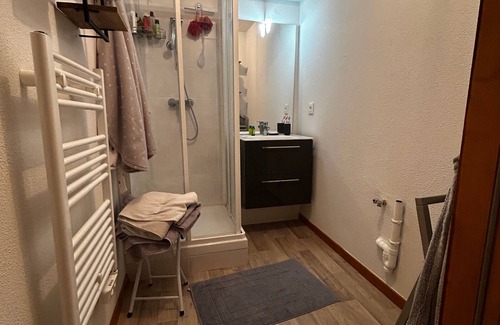 Thollon-les-Memises Apartment | Spacious apartment near slopes with private parking