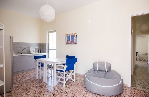 Melissi Apartment | Spacious Apartment on the Beachfront