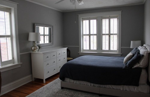 Richmond Heights Apartment | Spacious Aparment in the center of St. Louis.