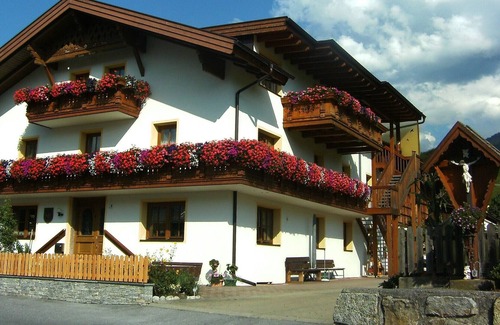 Arzl im Piztal Apartment | Spacious apartment for 1-4 persons at the entrance of the Pitztal