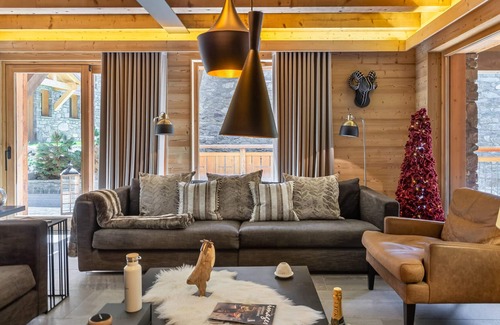 Le Bettaix Apartment | Spacious apartment 125m², 6 pers., garage and tranquility