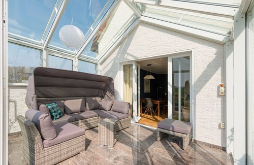 Leopoldshoehe Apartment | Spacious apartment near the Teutoburg Forest