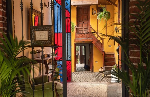 Realejo Alto Apartment | Spacious apartment in rustic 17th-century Canarian house - with pool
