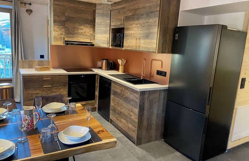 Termignon Apartment | Spacious apartment 8 people in Val-Cenis - 3 Bedrooms with bathroom