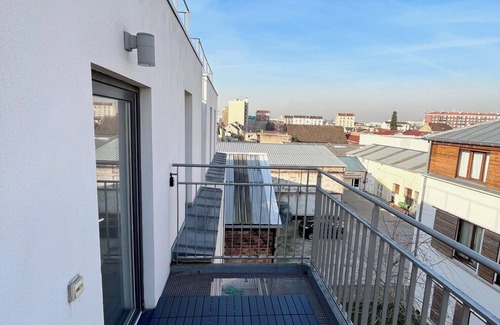La Courneuve Apartment | Spacious apartment at the gates of Paris