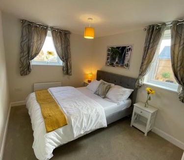 Milton Keynes Apartment | Spacious Apartment in Brooklands