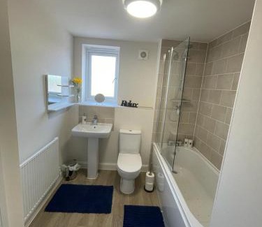Milton Keynes Apartment | Spacious Apartment in Brooklands