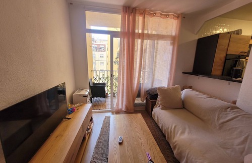 El Congres i els Indians Apartment | Spacious Apartment in Barcelona available for the summer!