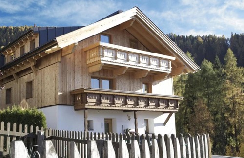 Fendels Apartment | Spacious apartment in a mountain village