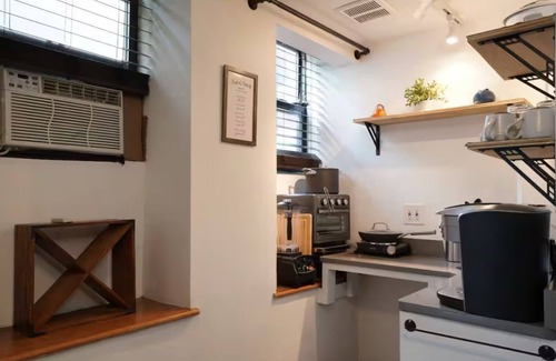 Queens Apartment | Spacious apartment in Long Island City with AC, WiFi