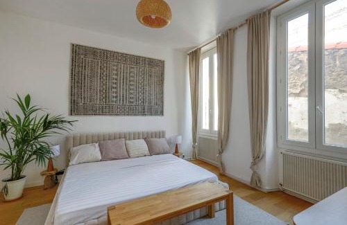 Prefecture Apartment | Spacious apartment in the heart of Marseille