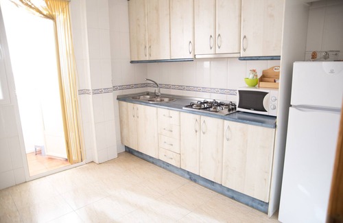 Membrilla Apartment | Spacious apartment of 120 Mtrs, with 3 bedrooms, 2 bathrooms, garage, very central