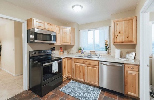 Johnson City Apartment | Spacious Apartment with Deck in JC