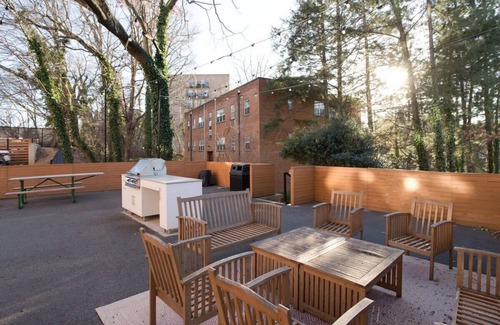 Radnor - Fort Myer Heights Apartment | Spacious Apartment w/Gym Access