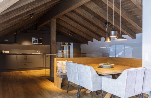 Ehrwald Apartment | Spacious apartment with shared pool