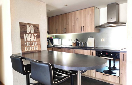 Bordeaux Sud Apartment | Spacious apartment with parking in Bordeaux