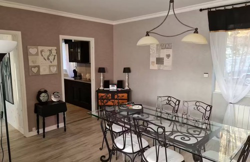 Thiers Apartment | Spacious Apartment with Valley View - 2 Bedrooms in Thiers