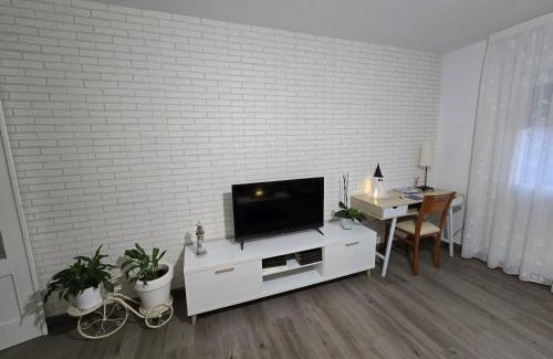 O Grove Apartment | Spacious apartment with sea view in O Grove, 110 m²