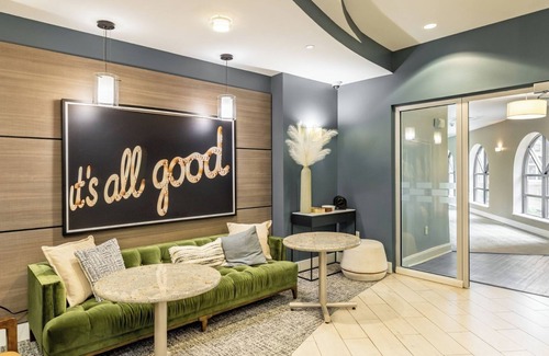 White Plains Apartment | Spacious Apt with Gym-BSC-219J