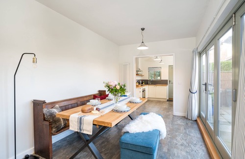 Runham House | Spacious barn, seals, seaside walks and Broads National Park