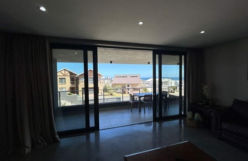 Bothastrand Apartment | Spacious Beach Breakaway