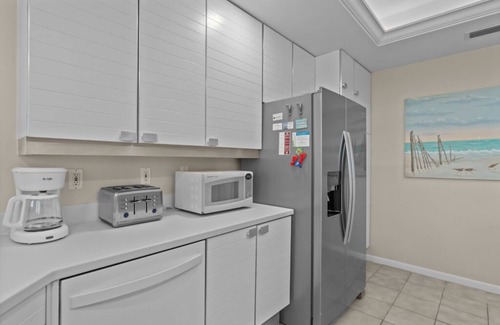 Sanibel House | Spacious Beachfront 4 Bedroom Sanibel Home on West Gulf Drive - Whaleview