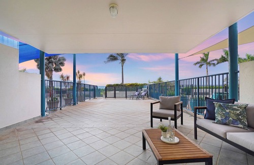 Cullen Bay Apartment | Spacious Beachside Retreat, Plunge Pool + Patio